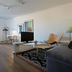 Hostel Generator Mitte
