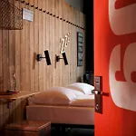 Hostel Generator Mitte
