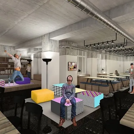 柏林米特简那瑞特酒店 *